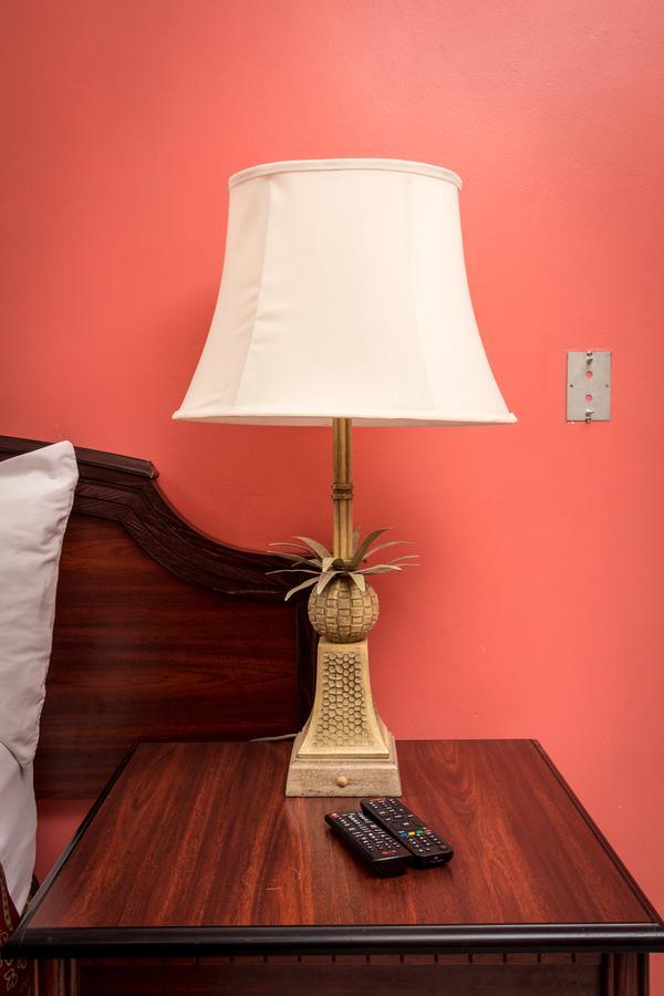 Bayport Residence Inn Roger Екстериор снимка